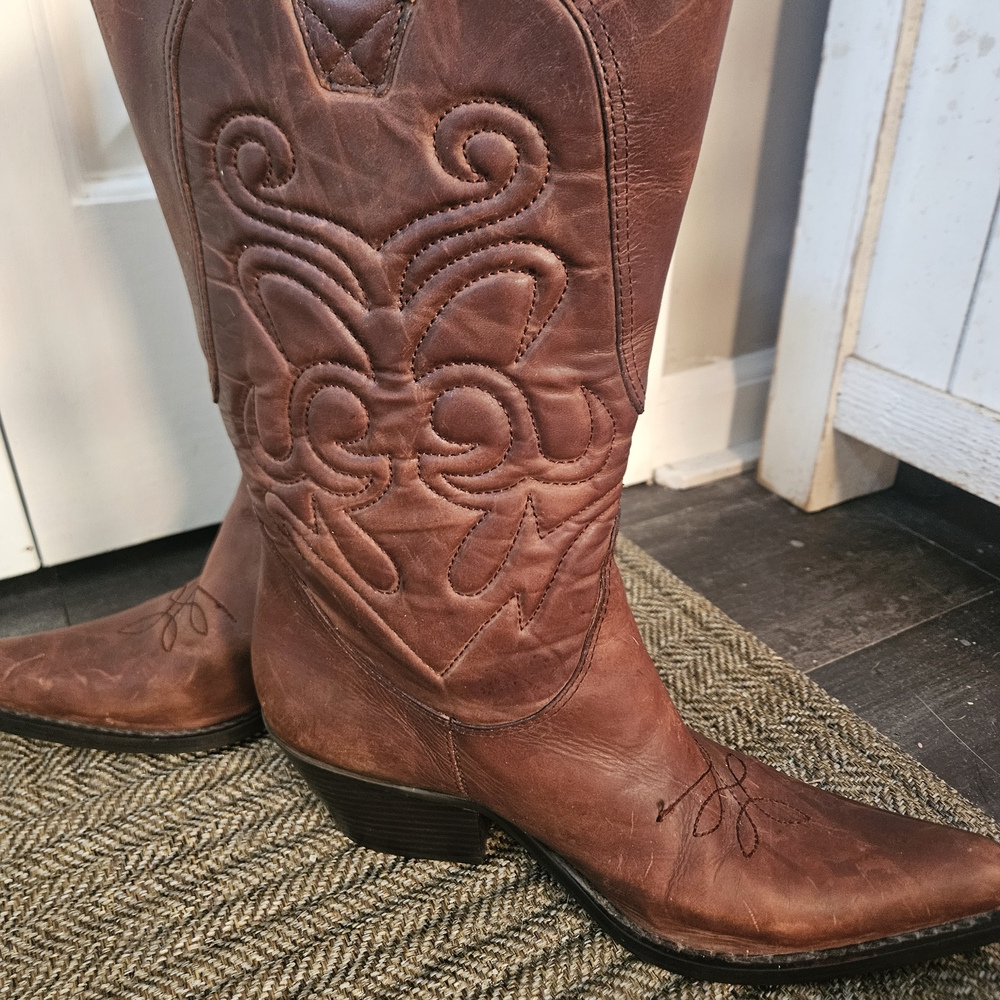Penny Loves Kenny Brown Western Heeled Boots